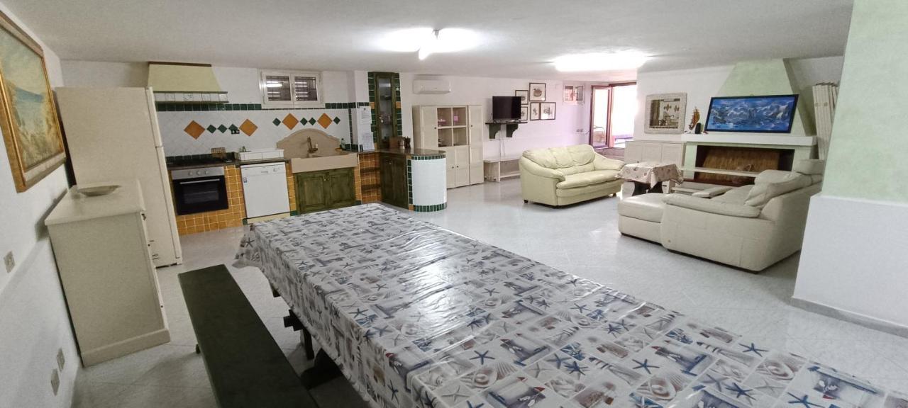 Orosei Re - Villa Aurora Rimedia A 50 Metri Dal Mare ภายนอก รูปภาพ